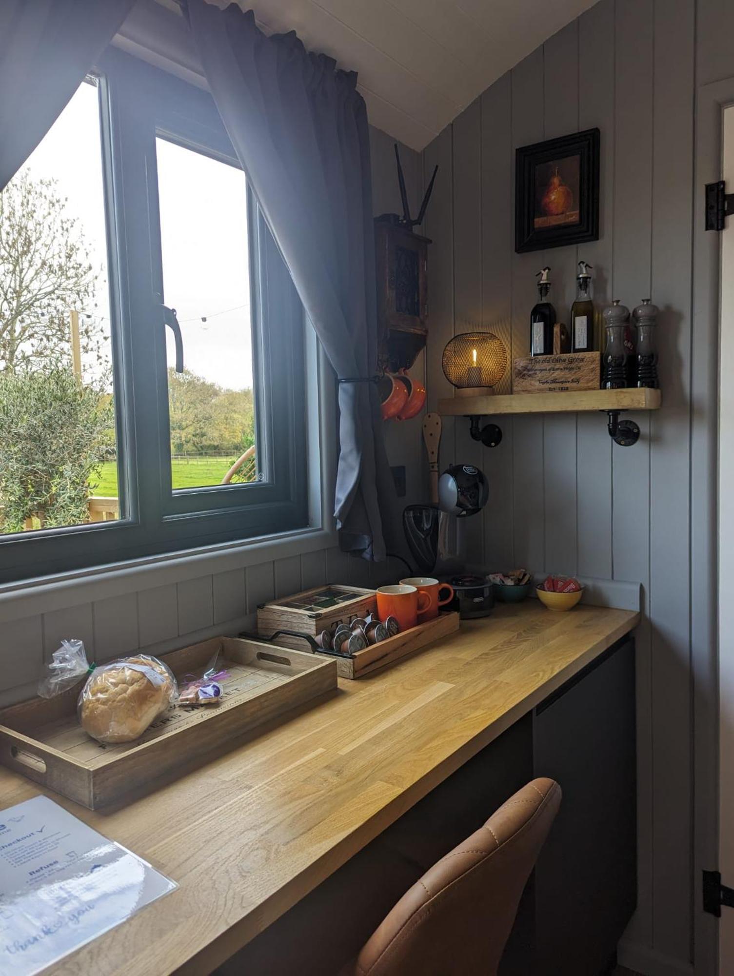Rusty Duck Retreat Shepherds Hut Shedfield Esterno foto