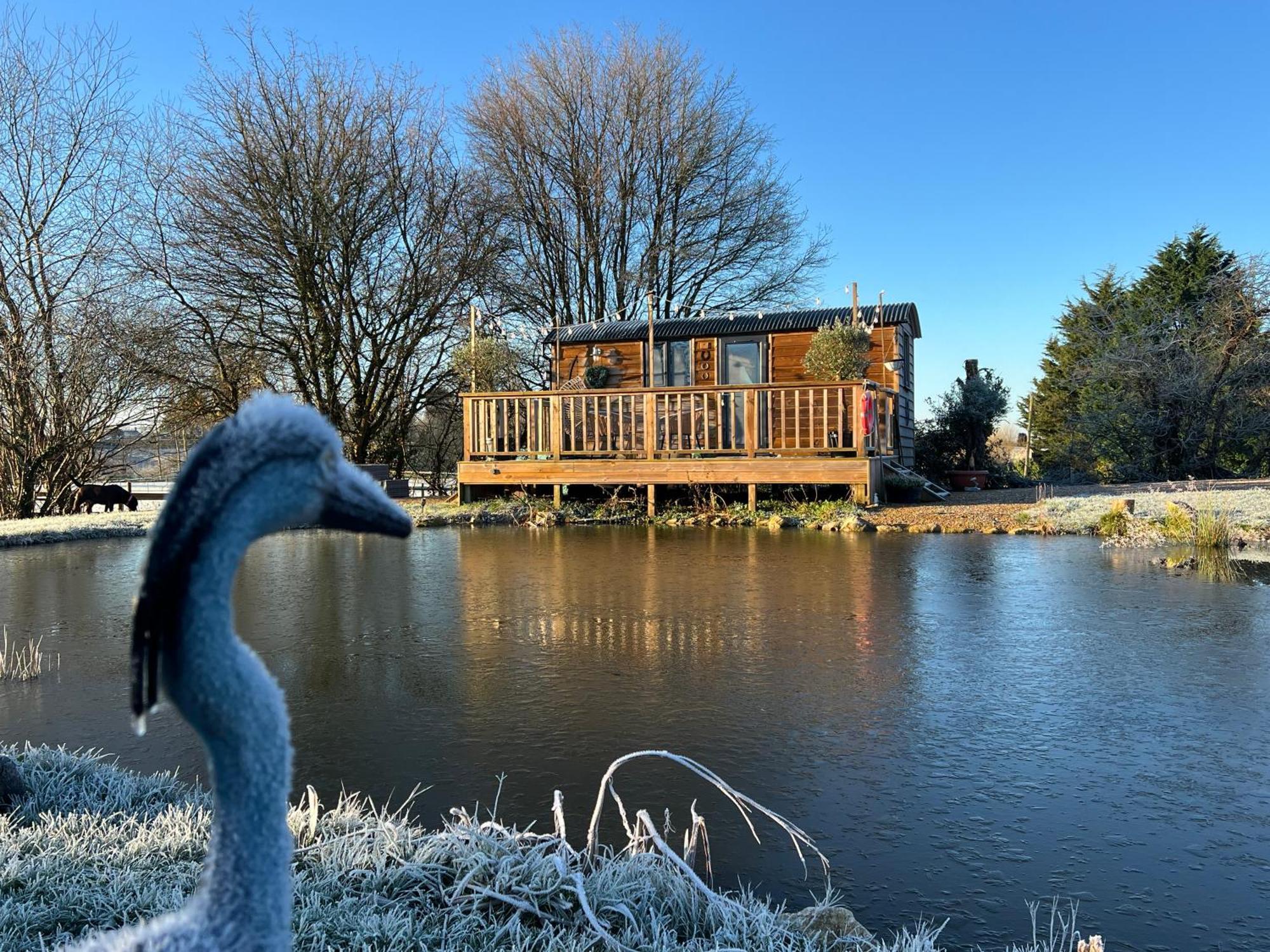 Rusty Duck Retreat Shepherds Hut Shedfield Esterno foto